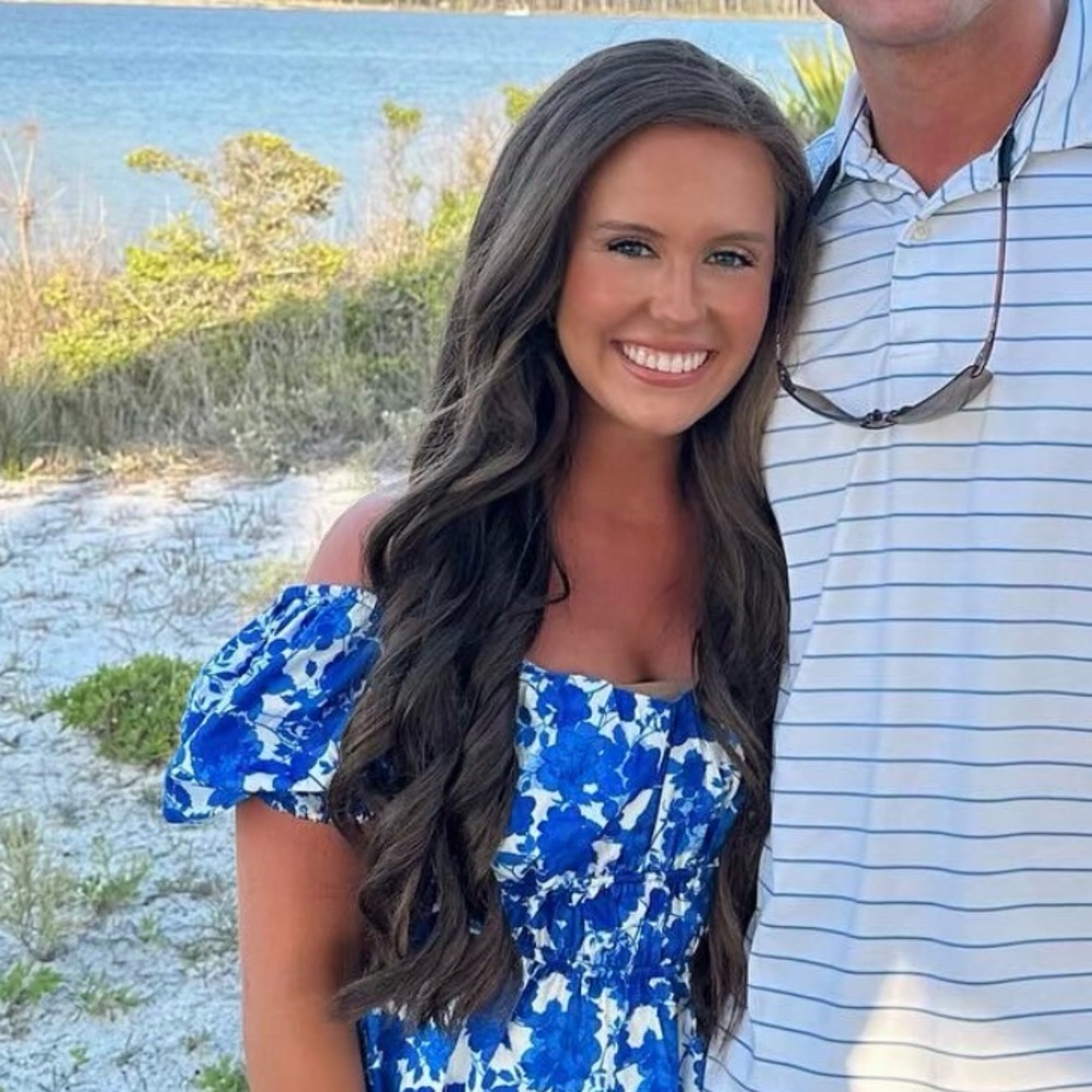 Meet your Posher, Caroline